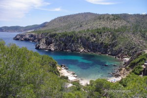 Walking in Ibiza: Portinatx-Cala Serra